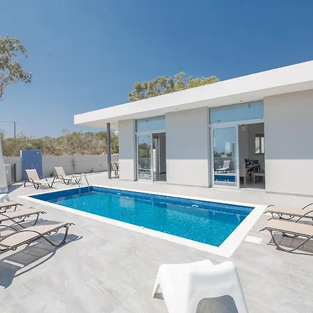 Five Bedrooms 1249 Villa *