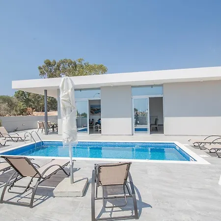 Five Bedrooms 1249 Villa Protaras
