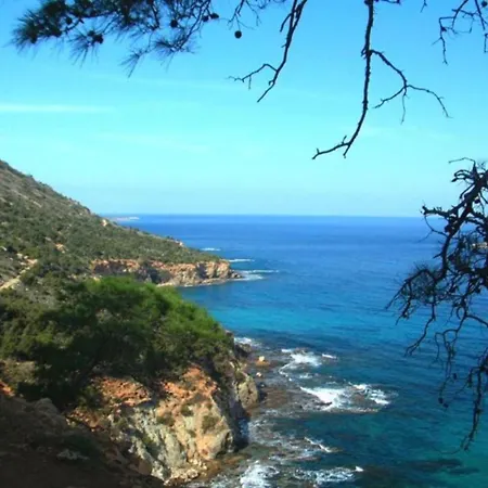 Five Bedrooms 1249