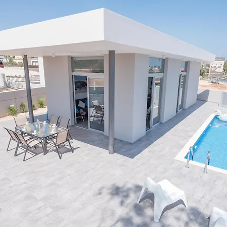 Five Bedrooms 1249 Villa *